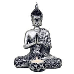Budda ze świecznikiem