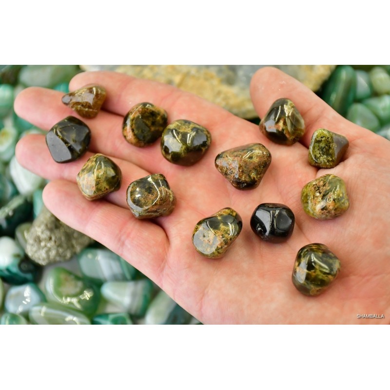 Granat zielony szlifowany 5 - 16 g - Kamienie naturalne - Sklep Shamballa