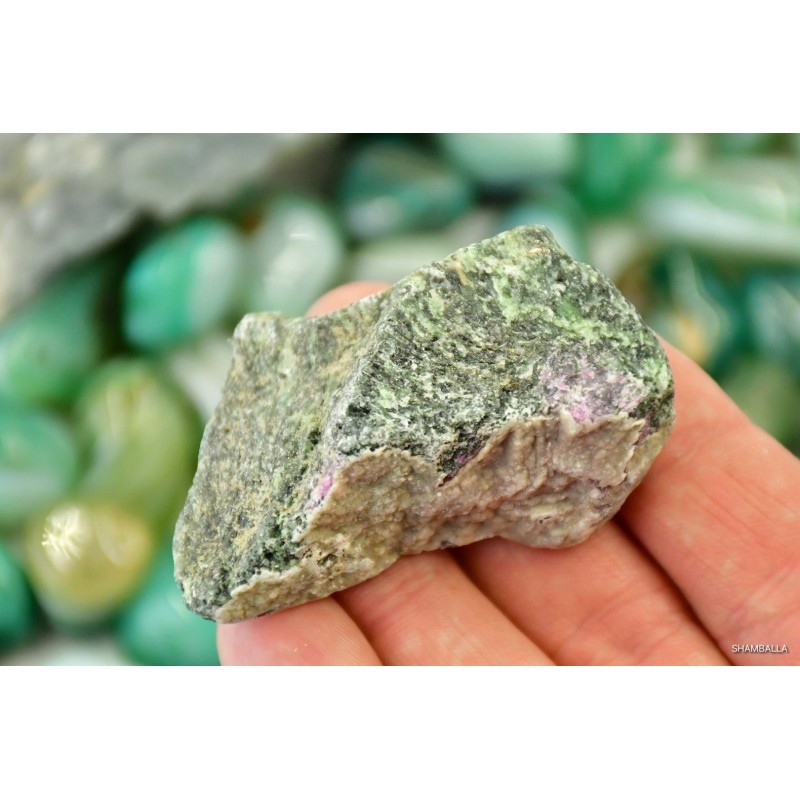 Rubin z zoisytem surowy okaz 63 g - Kamienie naturalne - Sklep Shamballa