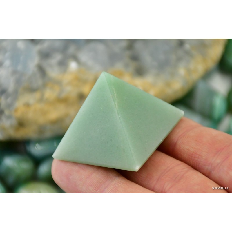 Awenturyn zielony piramida 46 g - Kamienie naturalne - Sklep Shamballa
