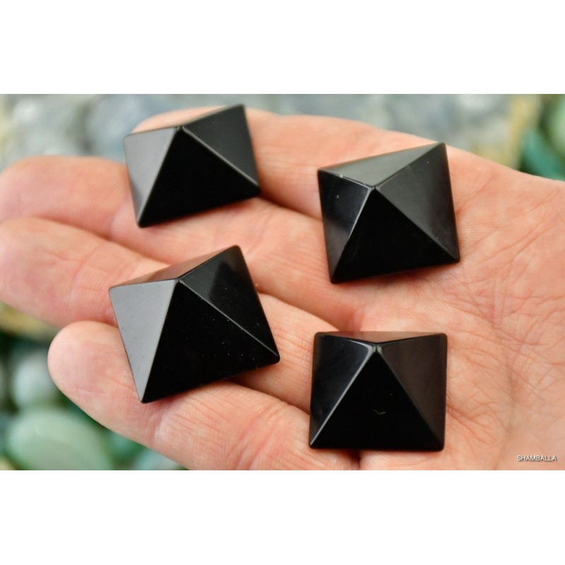 Obsydian czarny piramida 2 cm - Kamienie naturalne - Sklep Shamballa